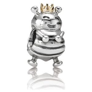 RETIRED Pandora Queen Bee charm